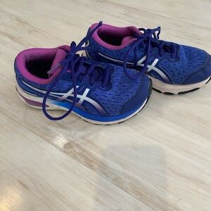 Asics Women's Athletic Shoes in Blue and Purple
